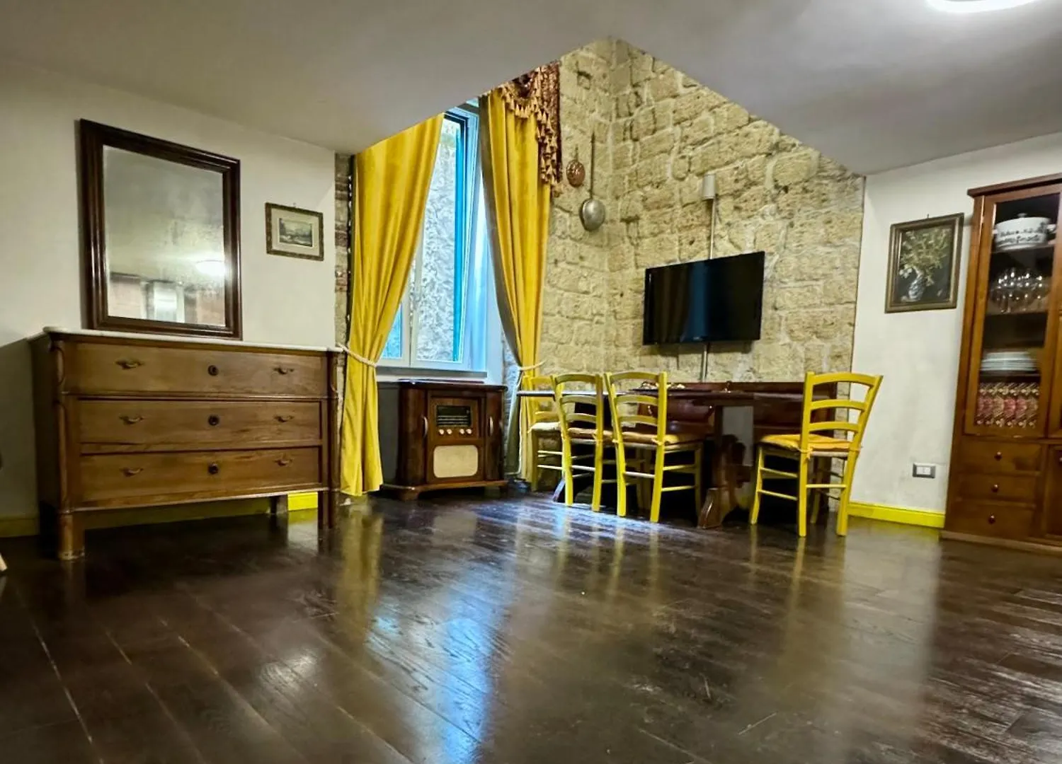 Carlito'S House- Un'Intera Casa Al Centro Storico Apartment Naples 0*,