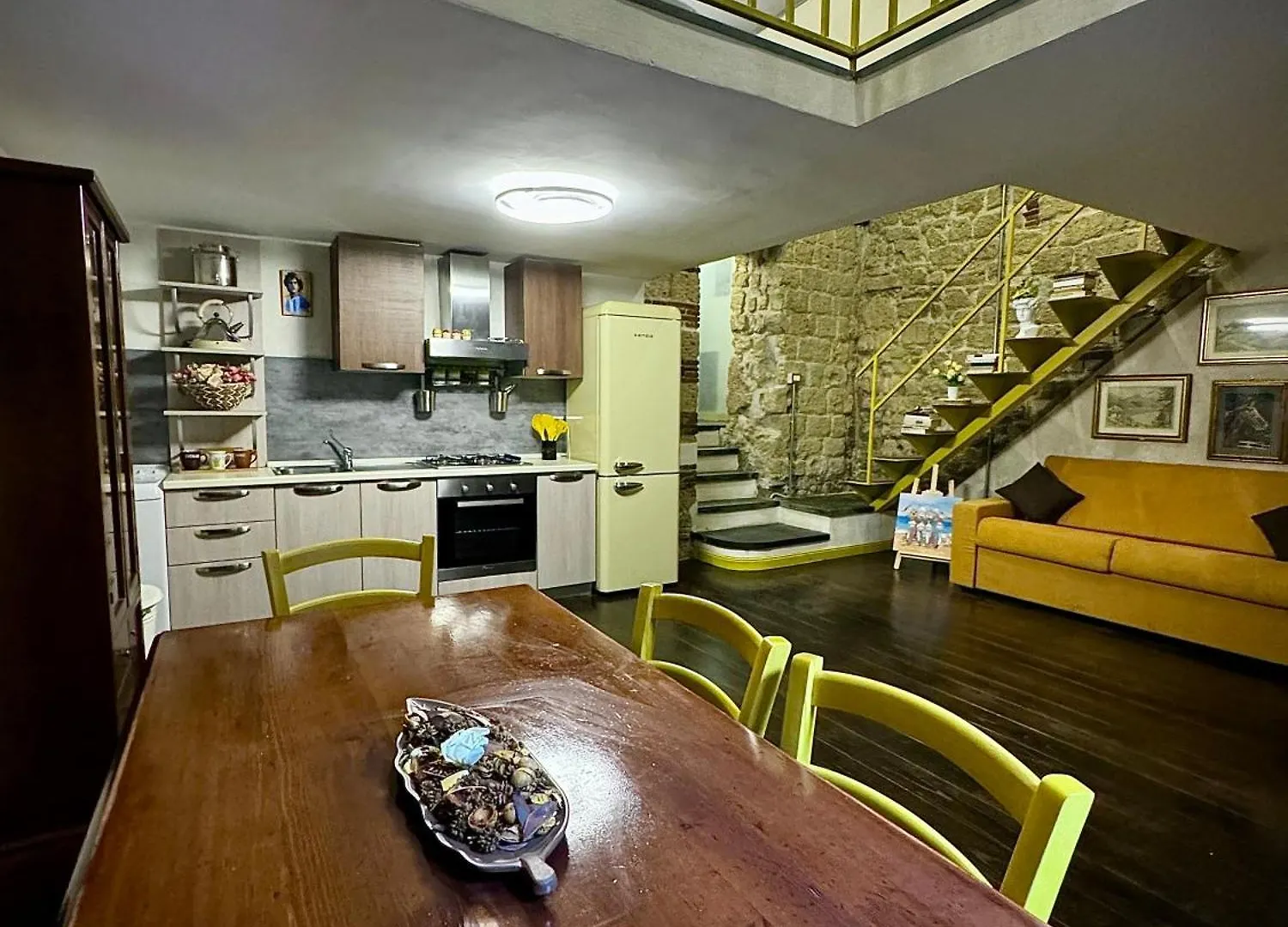 Carlito'S House- Un'Intera Casa Al Centro Storico Apartment Naples
