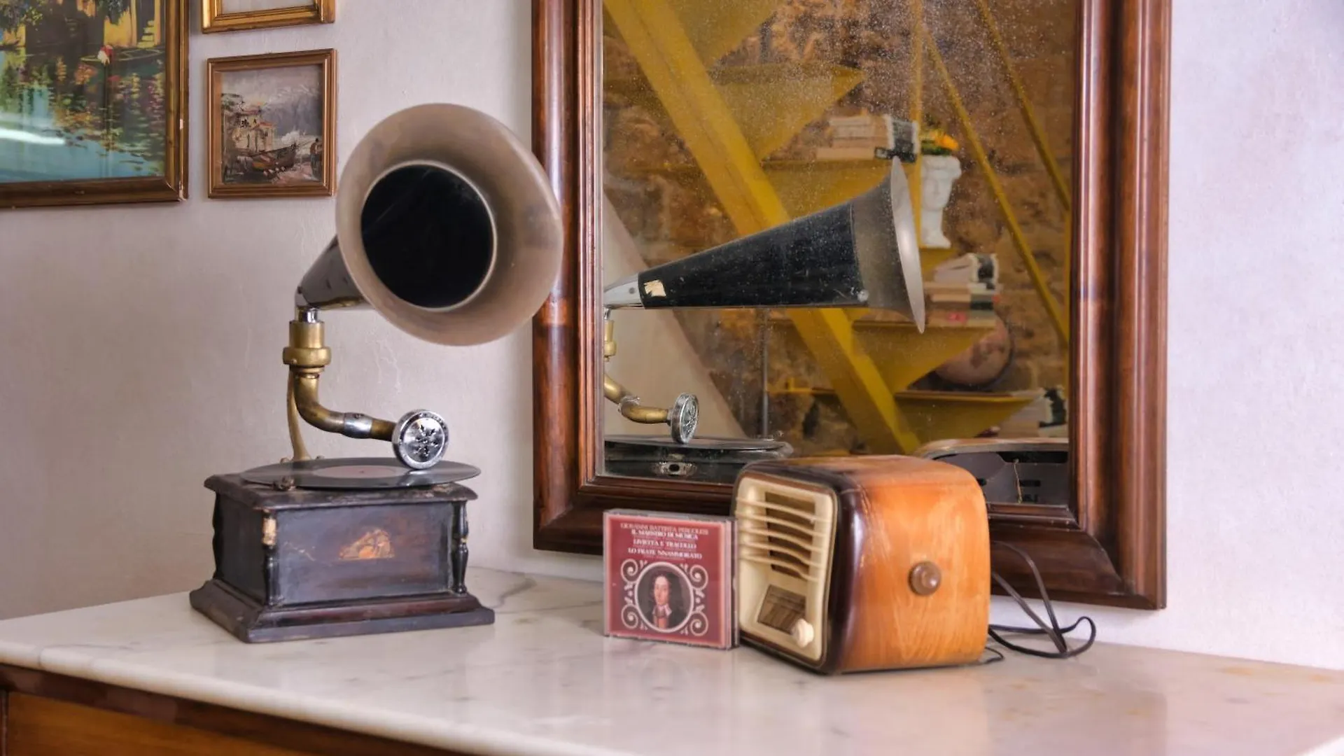 דירות נאפולי Carlito'S House- Un'Intera Casa Al Centro Storico